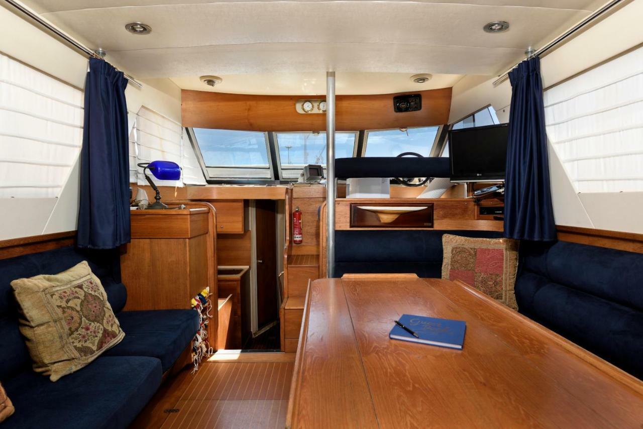 Отель Blue II Yacht Арбатакс Экстерьер фото